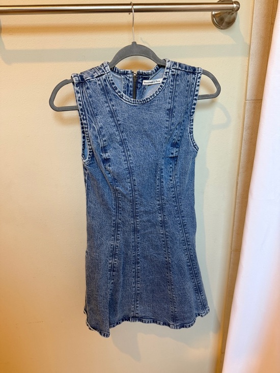 Abercrombie & Fitch Dresses & Skirts - Abercrombie & Fitch Denim Dress